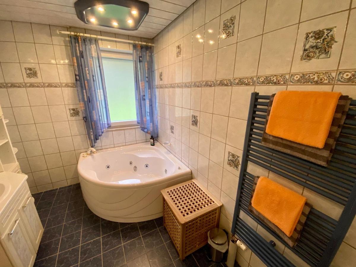 Ferienwohnung Zur Bierliebe - Mit Toller Aussicht Im Herzen Des Schwarzwaldes Хорнберг Екстериор снимка